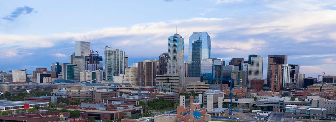 Aerial view of Auraria Campus and Downtown 丹佛.